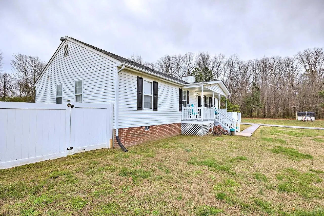 Richmond Home With Pool, 5 Mi To Downtown! United States